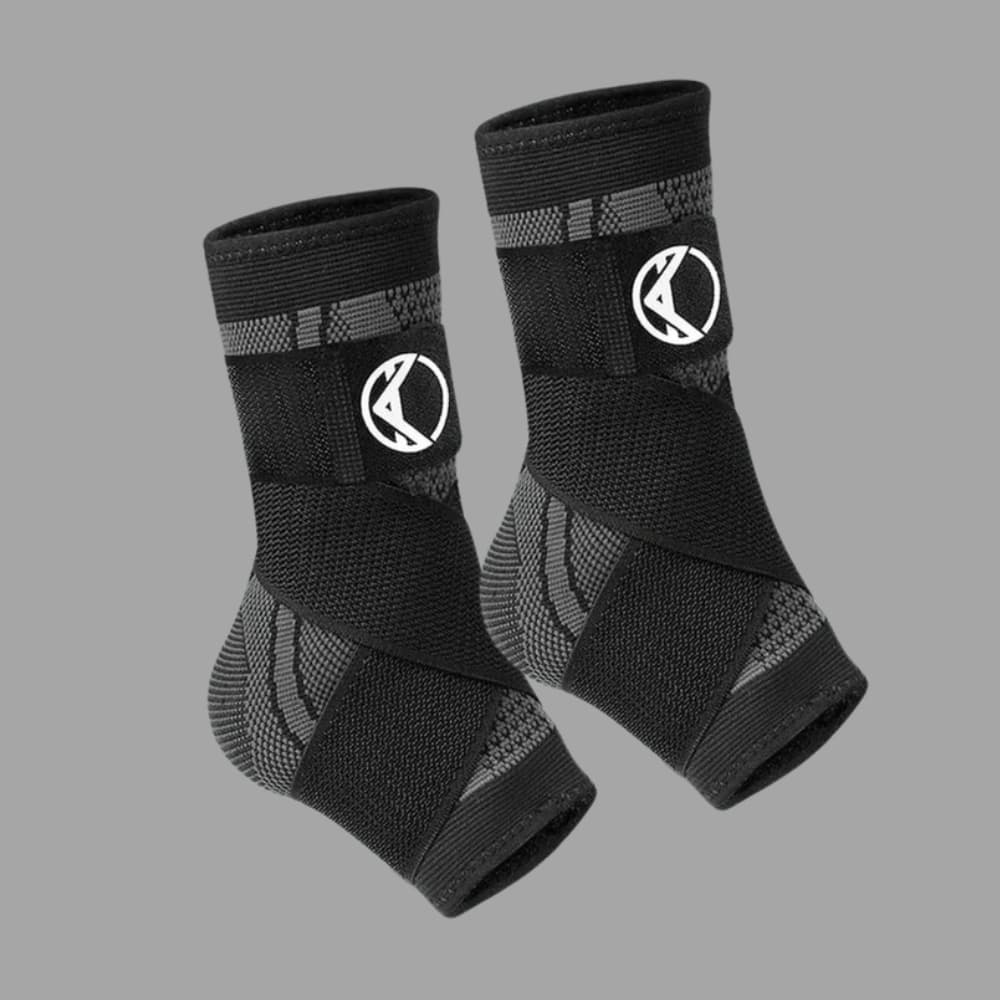 Diseño anatómico tobillera FlexEase con tiras cruzadas